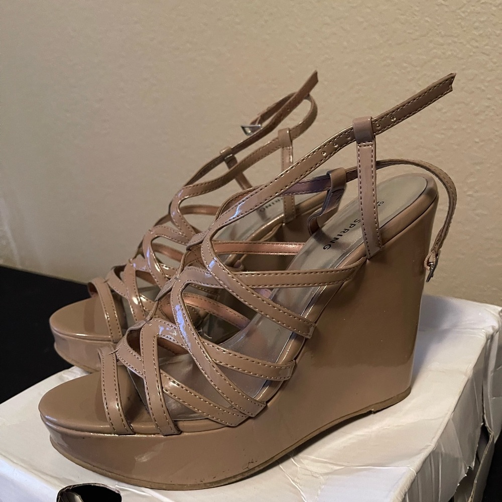 Call It Spring Wedge - Picture 3 of 3